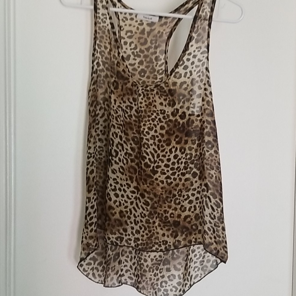 Flowy tank.